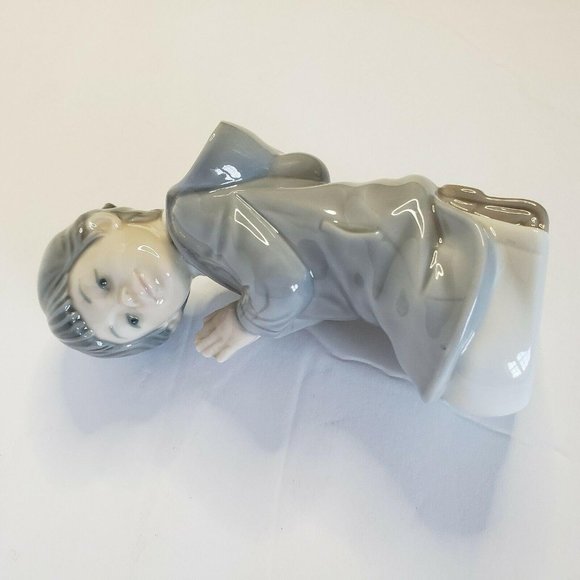 LLADRO NAO PORCELAIN CELESTIAL PRAYER Girl PRAYING rare - Picture 9 of 12